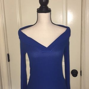 American Eagle 3 way sweater!